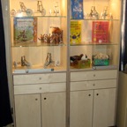 tischlerei_hamburg_holzwerkstatt_kaesebier_vitrine_kita