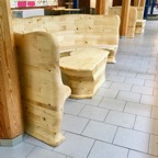 tischlerei_hamburg_holzwerkstatt_kaesebier_leseecke_lesebereich_kuschelraum_kuschelecke_kuschelbereich_ruhezone_ruhebereich_ruheraum_kita_kinderkrippe_kindergarten_rueckzug_IMG_2386