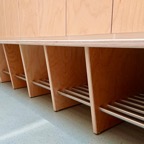 tischlerei_hamburg_holzwerkstatt_kaesebier_kindergarderobe_garderobe_kitagarderobe_kindergartengarderobe_kita_kindergarten_krippe_818568000771