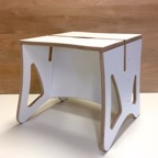 stapelhocker_wendehocker_stapelstuhl_wendestuhl_hocker_stuhl_stapelbar_kinderstuhl_kinderhocker_kita_krippe_krippenstuhl_kitastuhl_krippenhocker_kitahocker_weiss_tischlerei_kaesebier_hamburg-img_3752-2