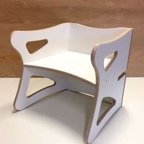stapelhocker_wendehocker_stapelstuhl_wendestuhl_hocker_stuhl_stapelbar_kinderstuhl_kinderhocker_kita_krippe_krippenstuhl_kitastuhl_krippenhocker_kitahocker_weiss_tischlerei_kaesebier_hamburg-img_3790-2