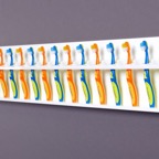 25er-zahnbuerstenleiste_zahnbuerstenhalter_zahnhygiene_kindergarten_kita_krippe_zahngesundheit_zaehne_putzen_kita_shop_zahnpflege_zahnbürstenleisten_kaesebier_tischlerei_holzwerkstatt-0324-2