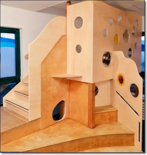 UNADJUSTEDNONRAW_thumbtischlerei_hamburg_holzwerkstatt_kaesebier_kinderhaus_spielhaus_spielpodest_spielebene_krippenpodest_tischler_kita_kindergarten_kinderkrippe_23a8c