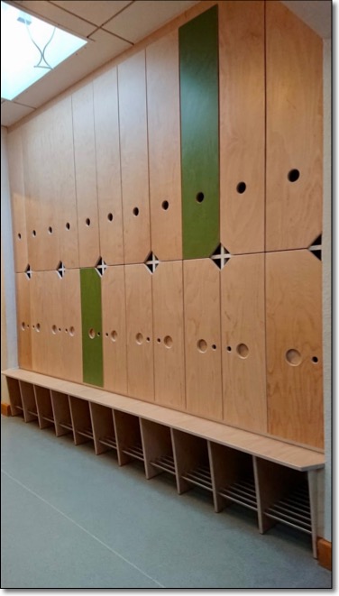 tischlerei_hamburg_holzwerkstatt_kaesebier_kindergarderobe_garderobe_kitagarderobe_kindergartengarderobe_kita_kindergarten_krippe_6e7236a7fb6e